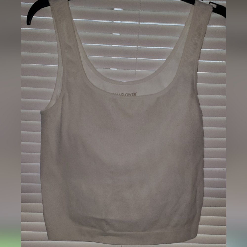 Wallflower White Sleeveless Tank Top Minimalist Style Built In Cami Bra